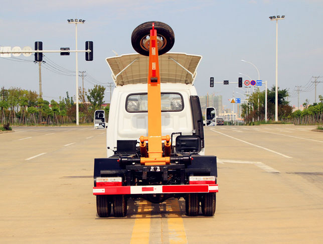 東風(fēng)途逸國六車廂可卸式垃圾車圖片4