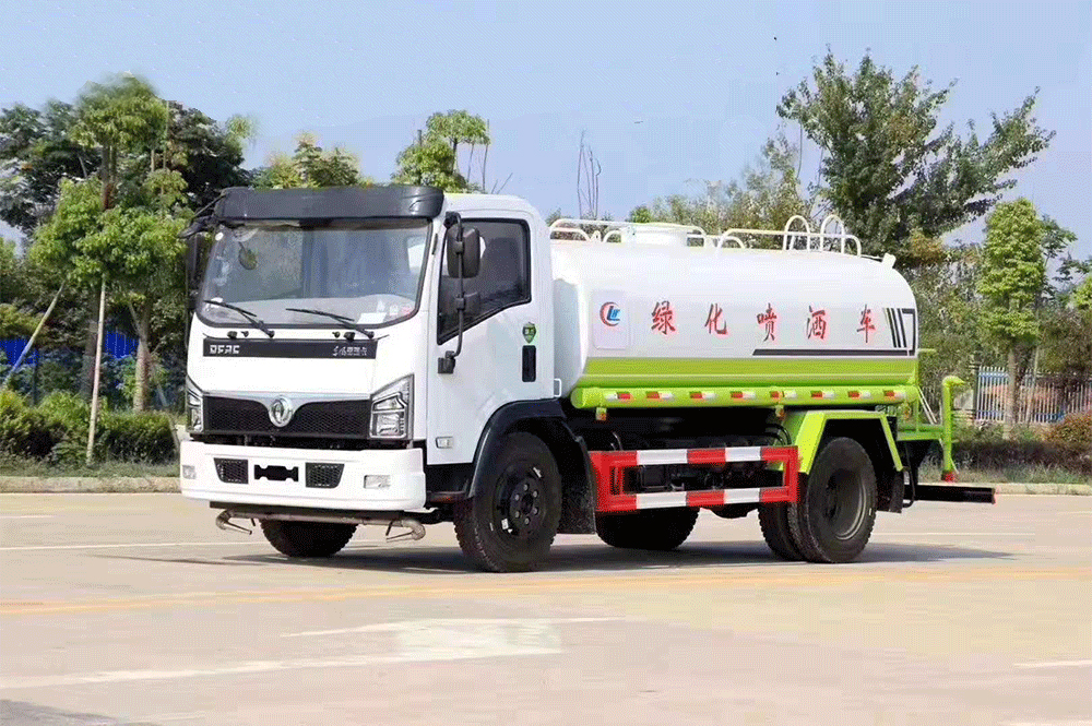 新品國六東風(fēng)大福瑞卡9.2方灑水車